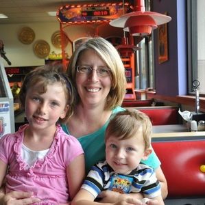 Meet your Posher, Julie